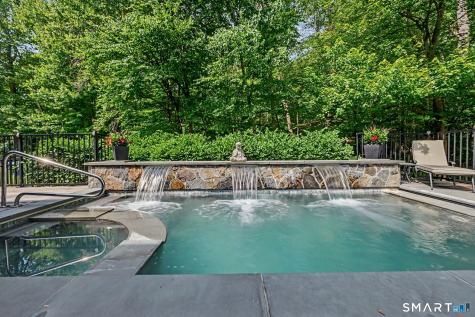 196 Echo Hill Drive Stamford CT 06903