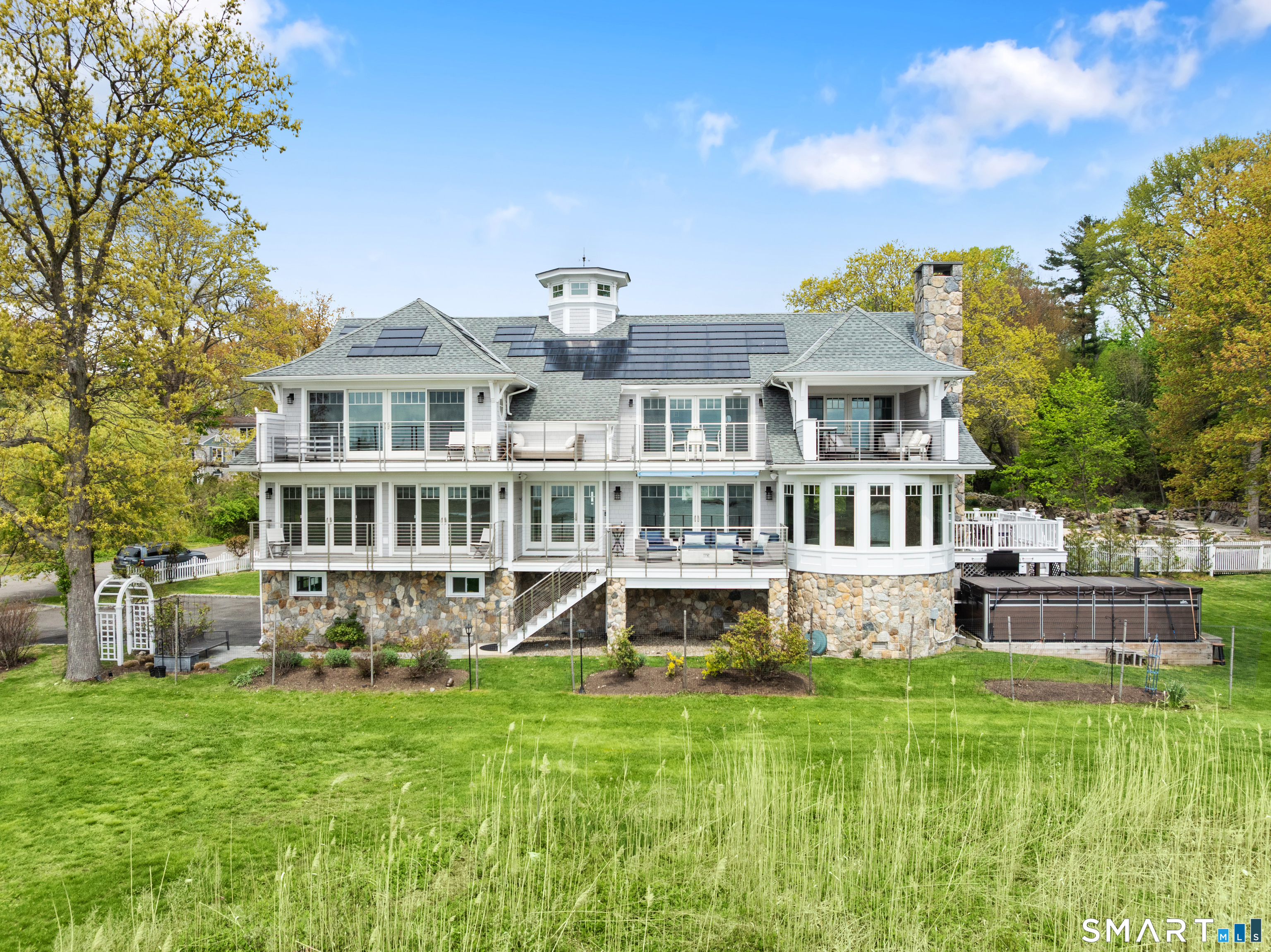 70 Kenilworth East Drive Stamford CT 06902