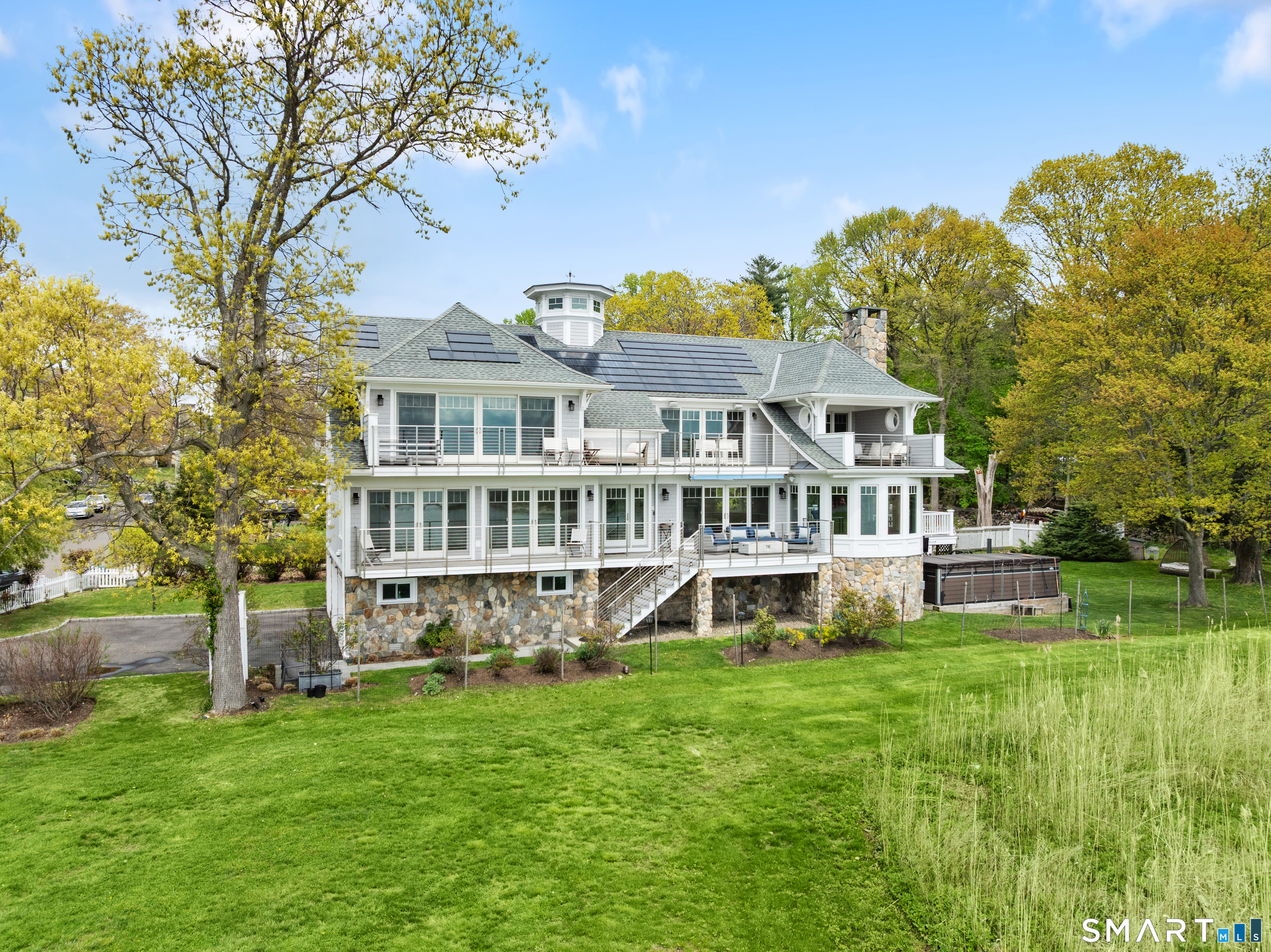 70 Kenilworth East Drive Stamford CT 06902
