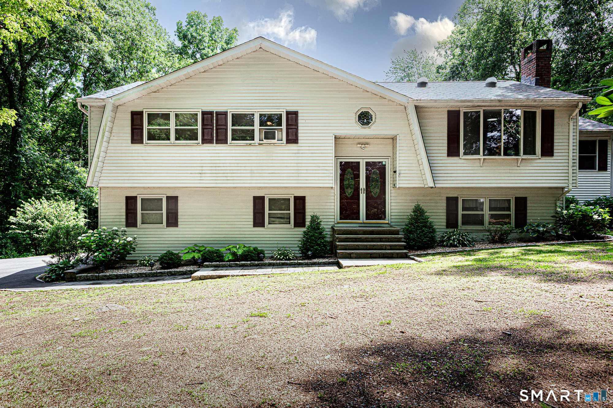 8 Old Towantic Hill Road Oxford CT 06478