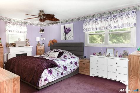 8 Old Towantic Hill Road Oxford CT 06478