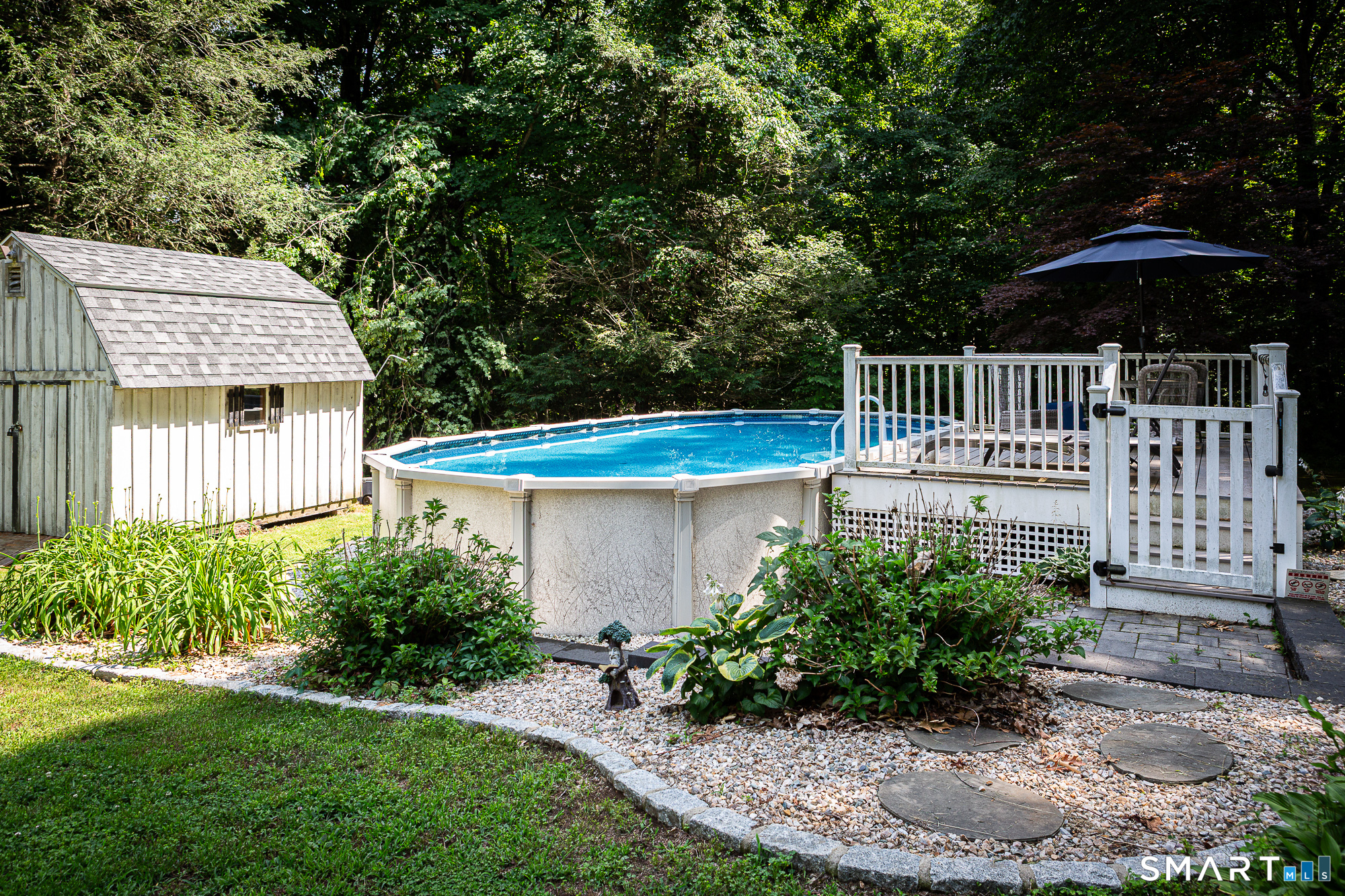 8 Old Towantic Hill Road Oxford CT 06478