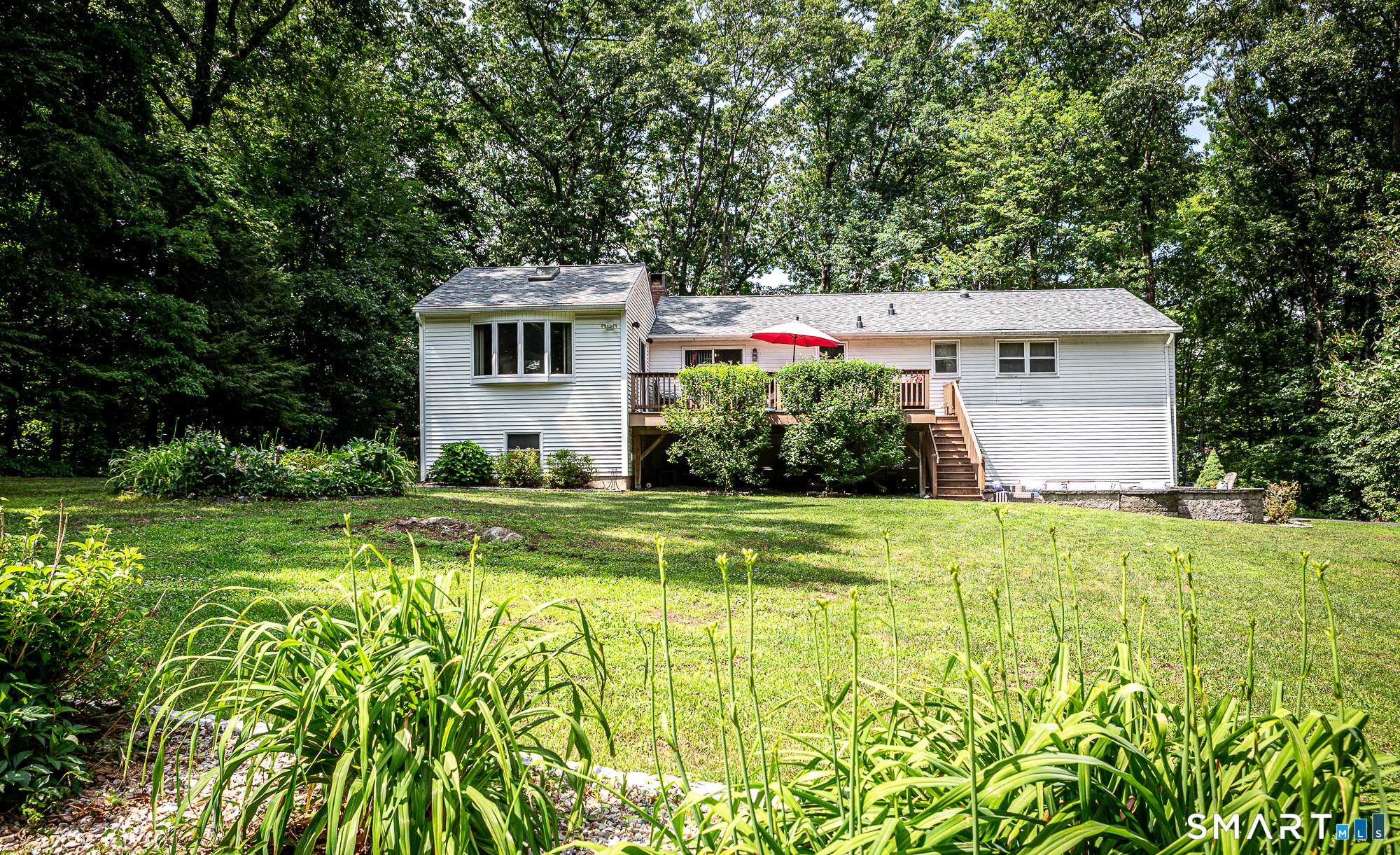 8 Old Towantic Hill Road Oxford CT 06478