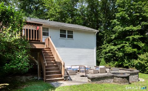 8 Old Towantic Hill Road Oxford CT 06478