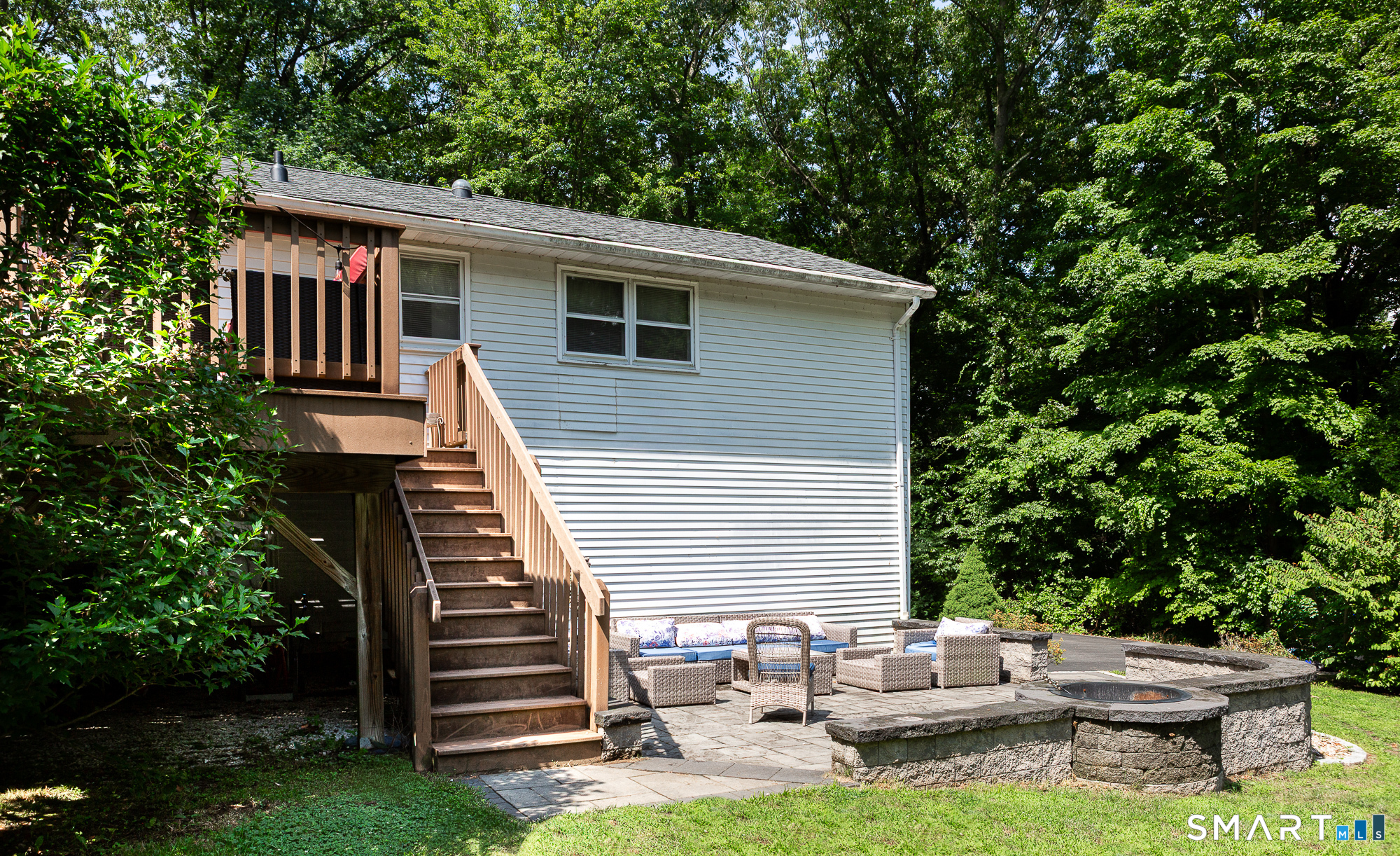 8 Old Towantic Hill Road Oxford CT 06478
