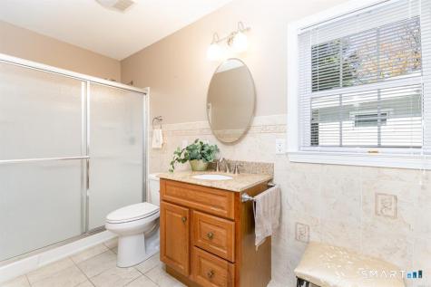 101 Collier Road Wethersfield CT 06109