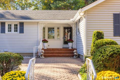 101 Collier Road Wethersfield CT 06109