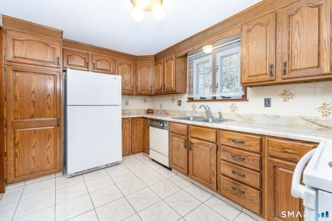 101 Collier Road Wethersfield CT 06109
