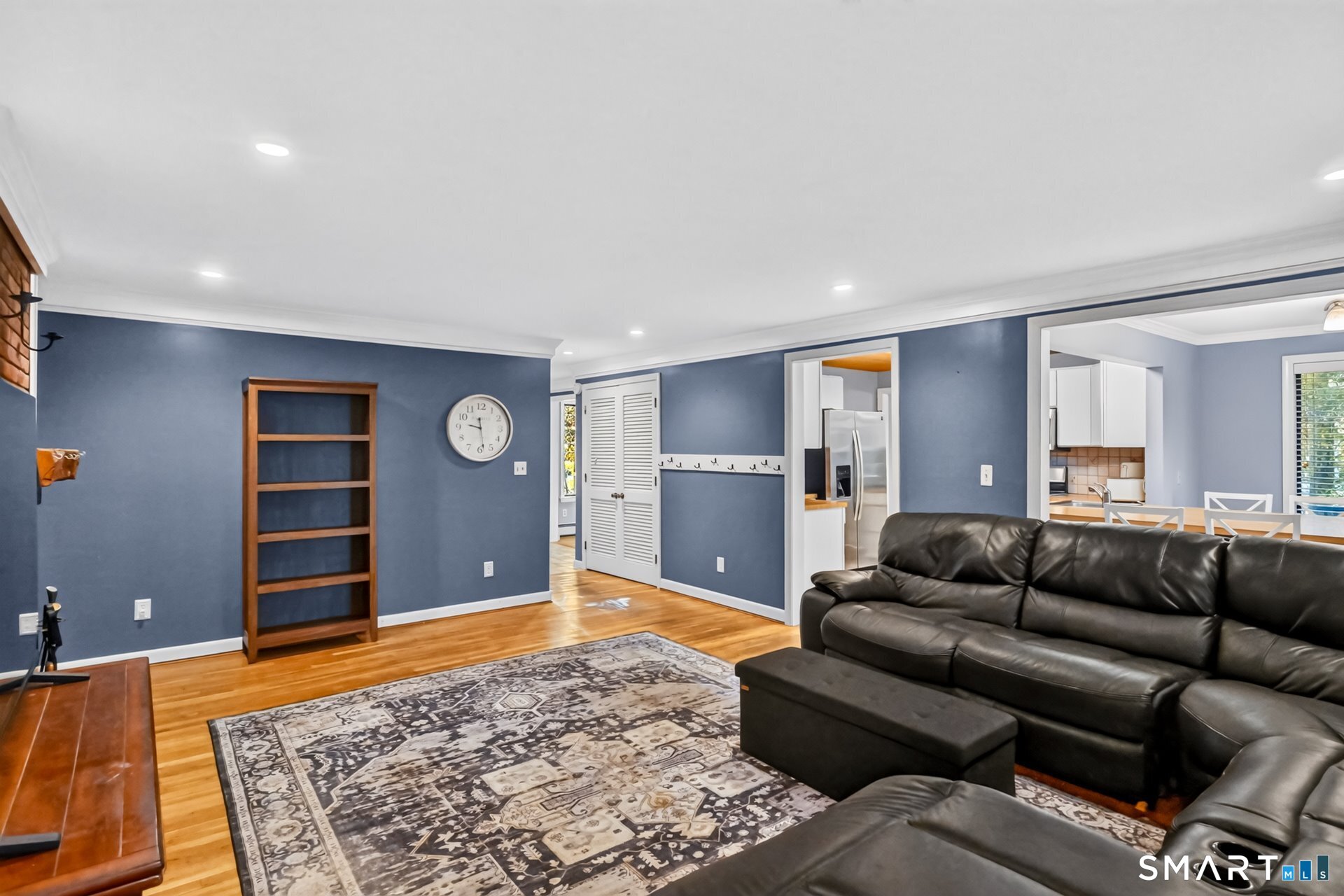 6 Fawnbrook Lane Simsbury CT 06070
