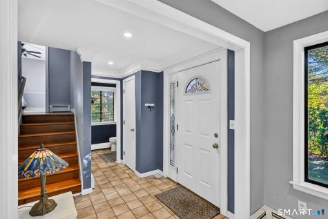 6 Fawnbrook Lane Simsbury CT 06070