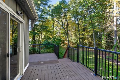 6 Fawnbrook Lane Simsbury CT 06070