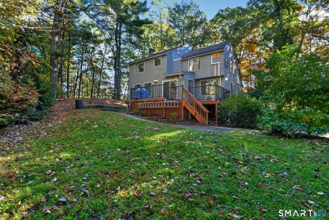 6 Fawnbrook Lane Simsbury CT 06070