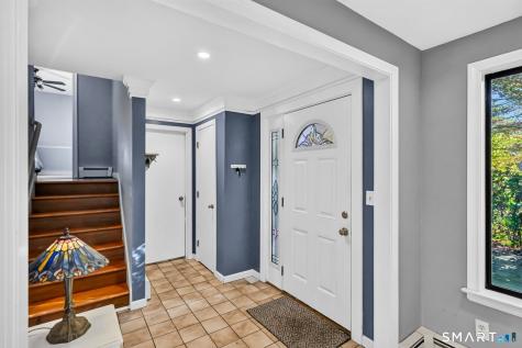 6 Fawnbrook Lane Simsbury CT 06070