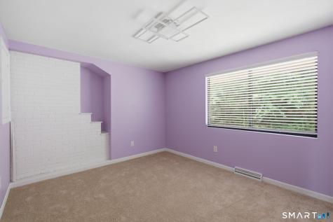 21 Hemlock Lane Avon CT 06001