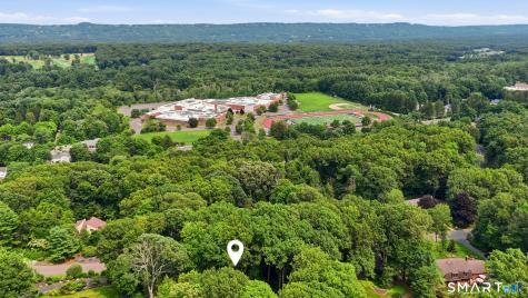 21 Hemlock Lane Avon CT 06001