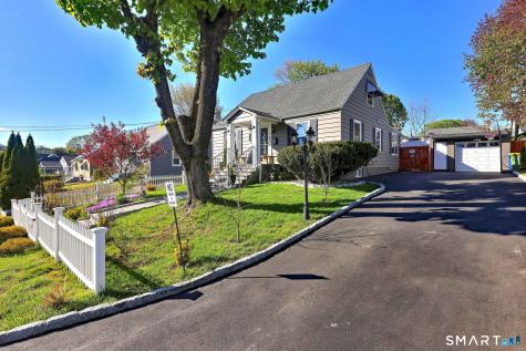 77 Raymond Street Waterbury CT 06706
