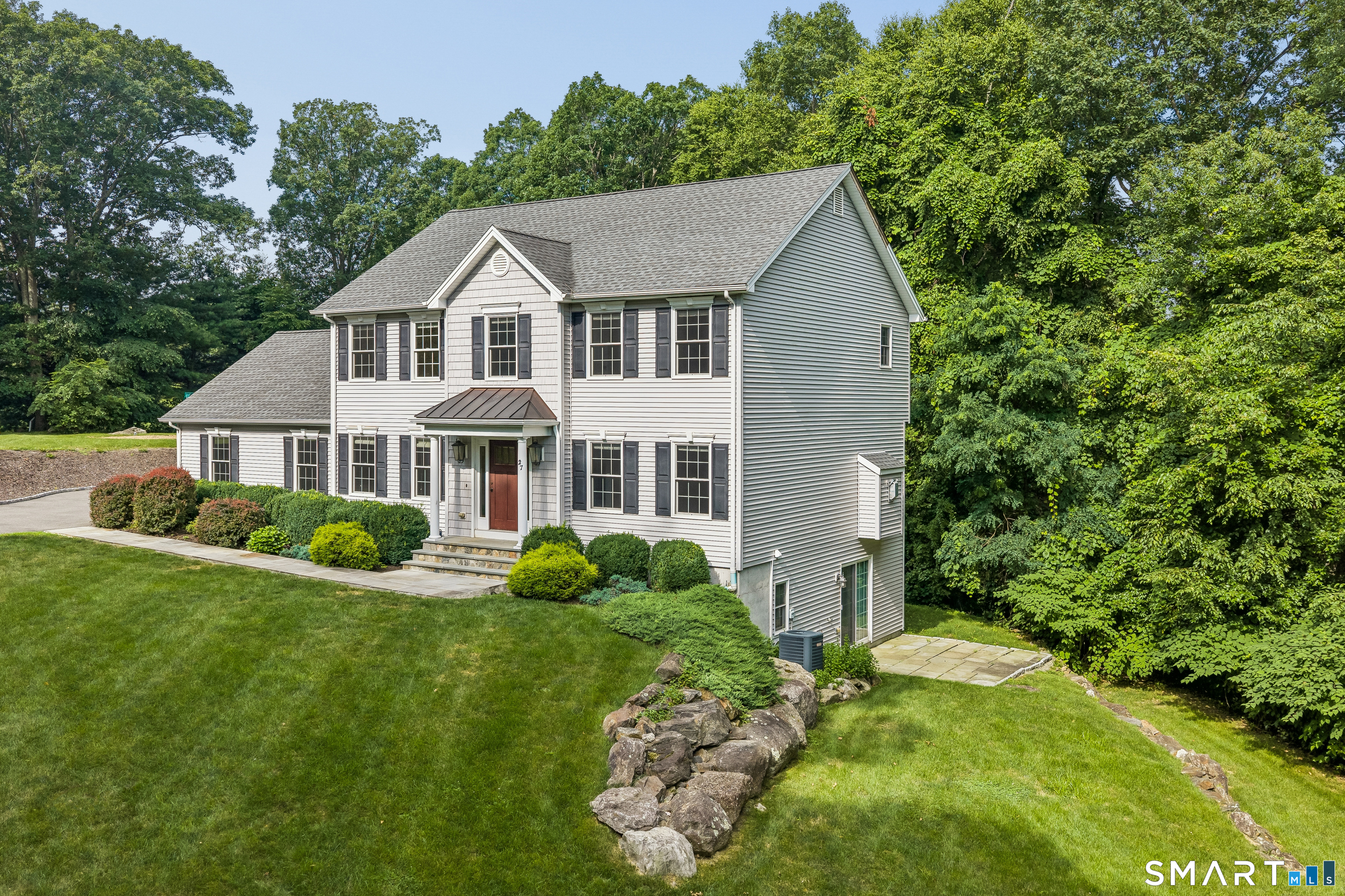 27 Nashville Rd Extension Bethel CT 06801