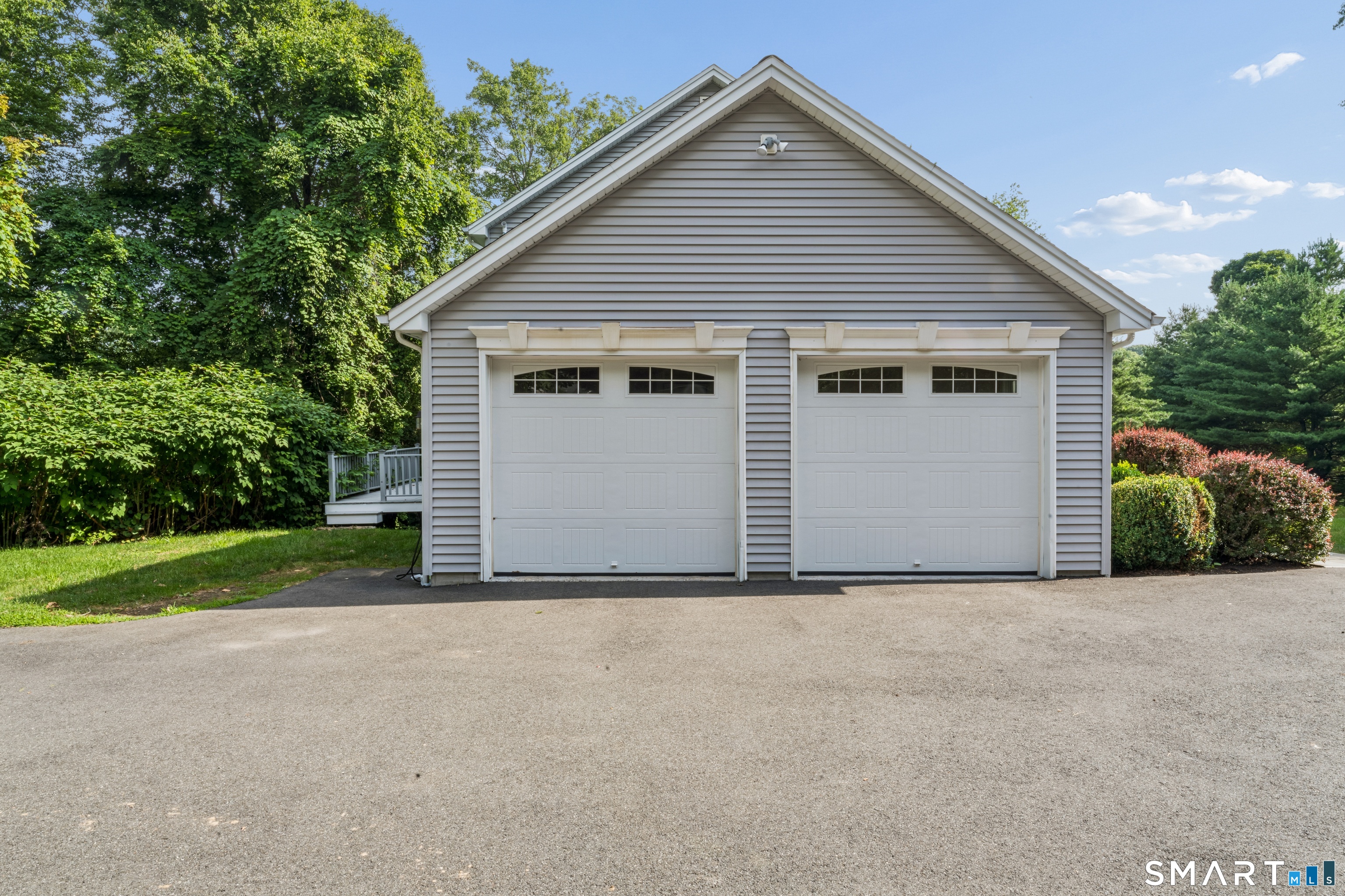 27 Nashville Rd Extension Bethel CT 06801