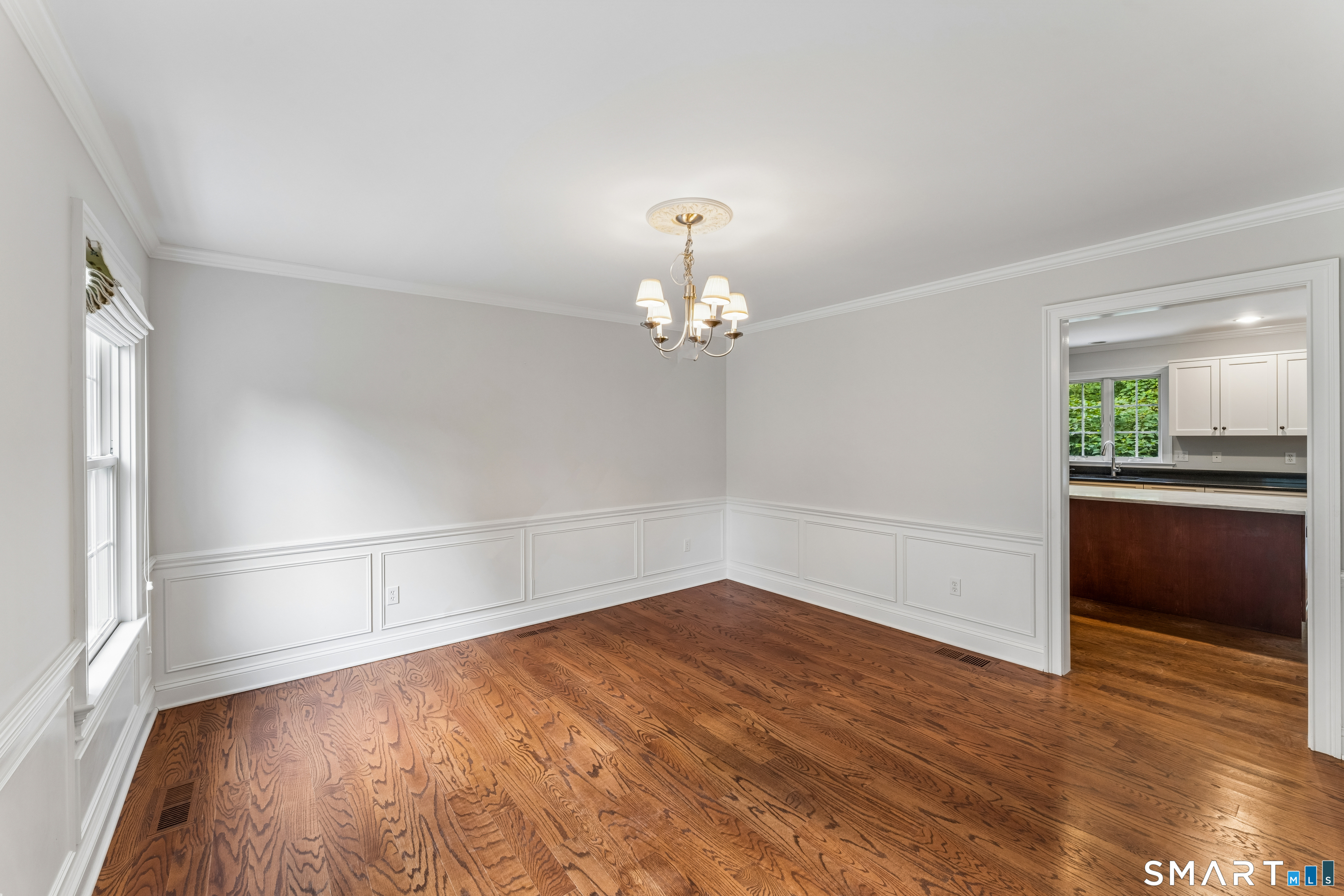 27 Nashville Rd Extension Bethel CT 06801