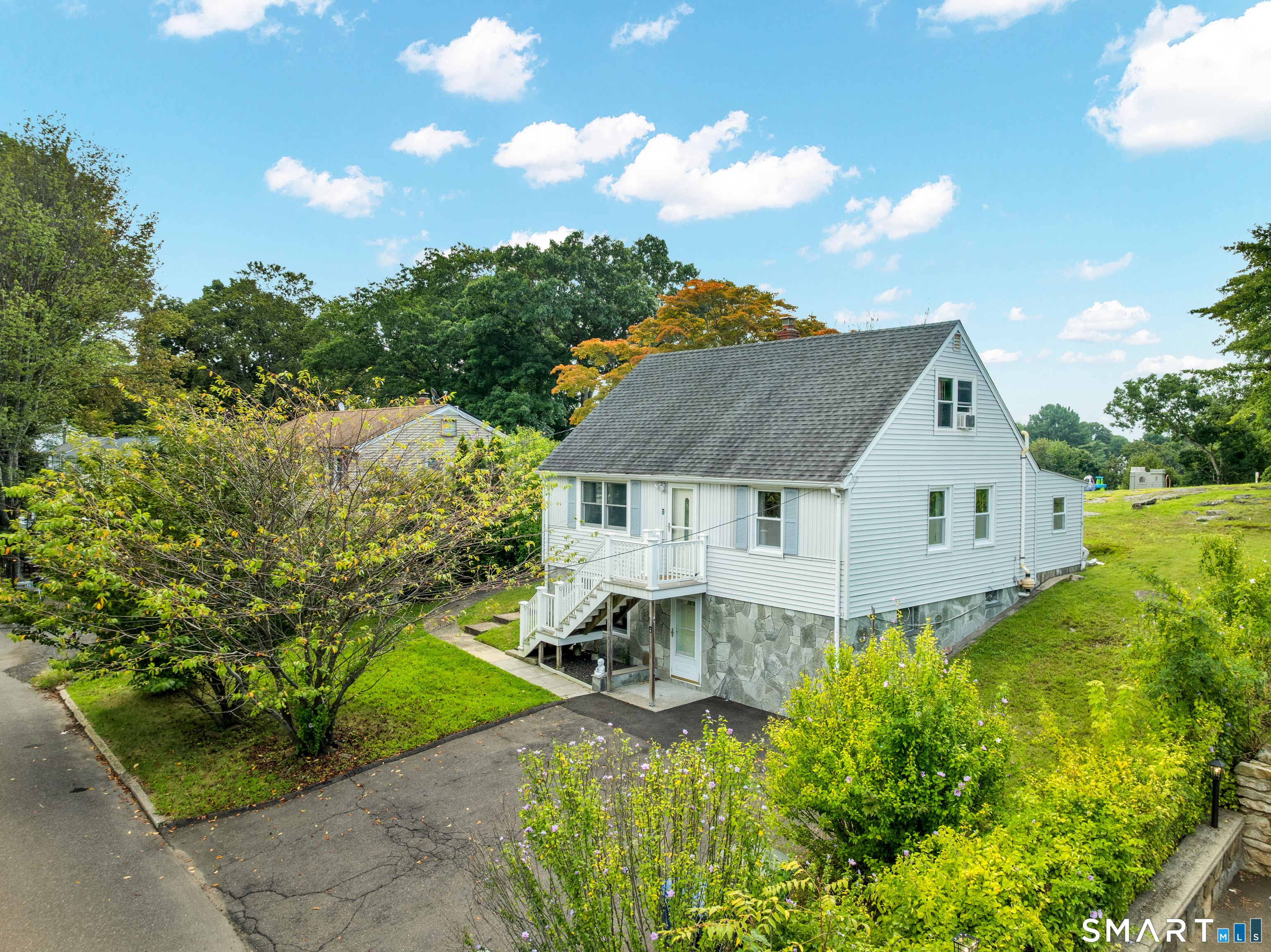 143 Red Oak Road Bridgeport CT 06606