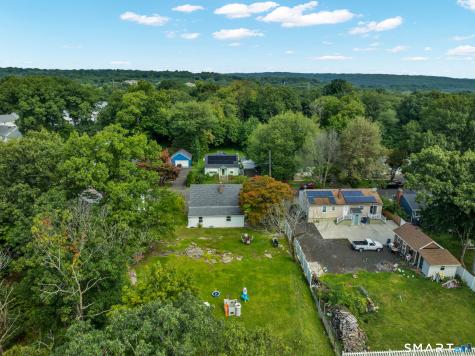 143 Red Oak Road Bridgeport CT 06606