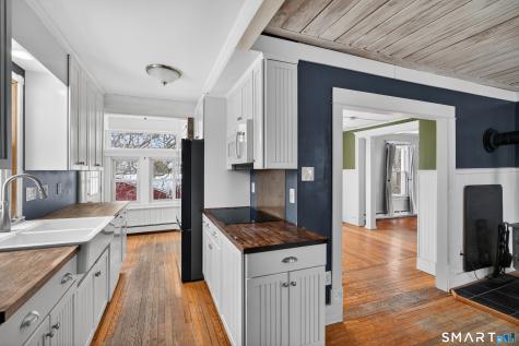 85 Baker Avenue Groton CT 06340