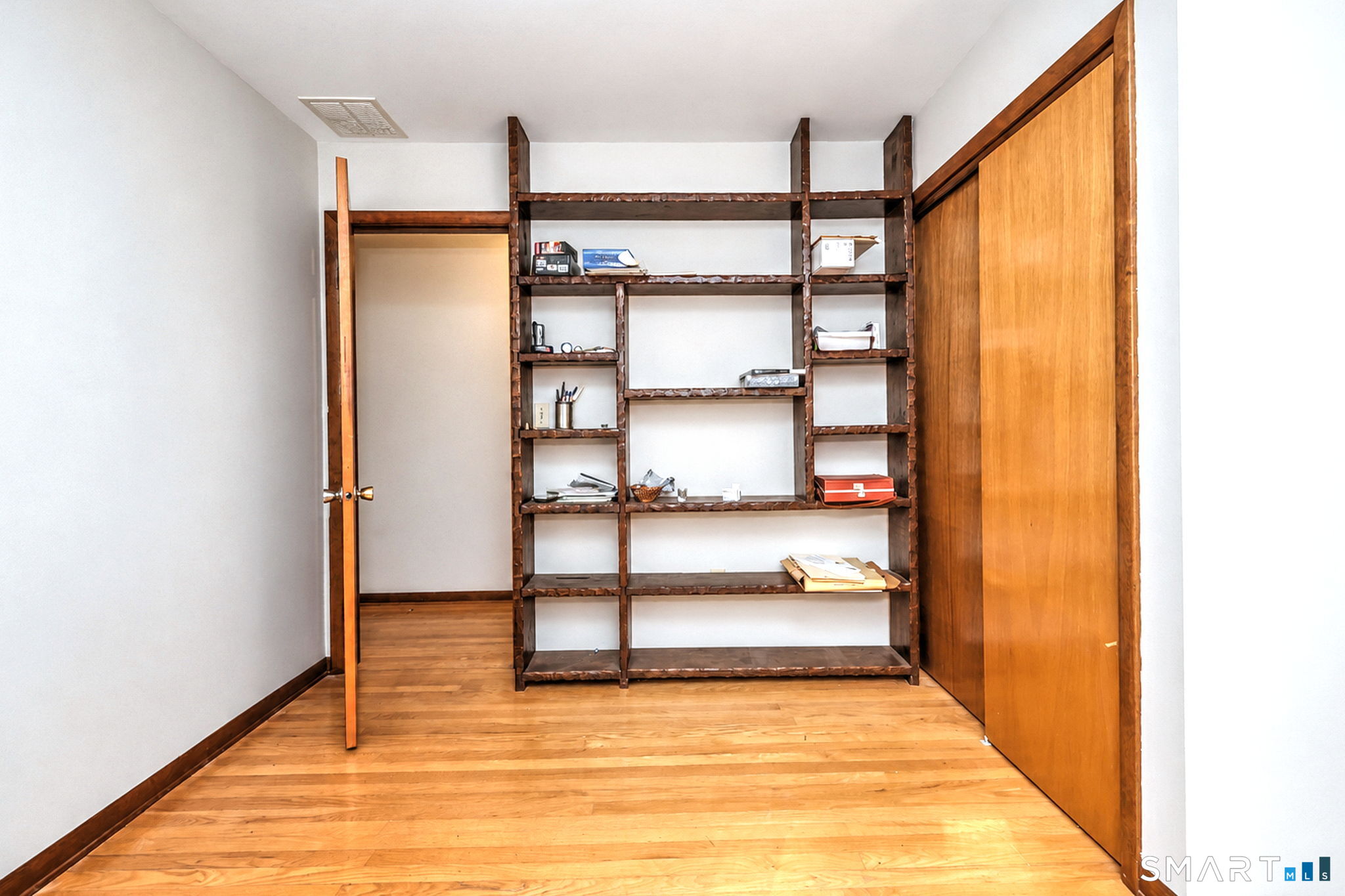 433 Herbert Street Orange CT 06477