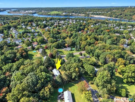433 Herbert Street Orange CT 06477