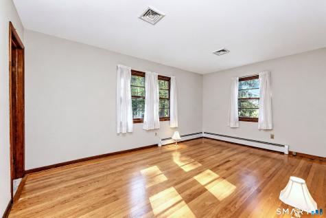 433 Herbert Street Orange CT 06477