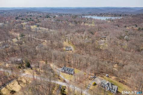 17 Weldon Woods Road New Fairfield CT 06812