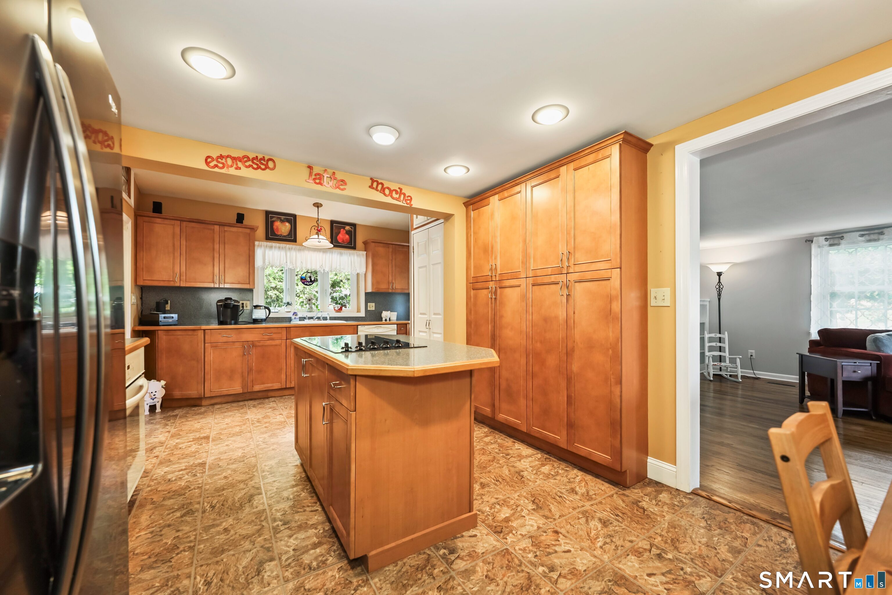 214 North Hoadley Street Naugatuck CT 06770