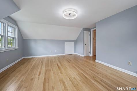 214 North Hoadley Street Naugatuck CT 06770