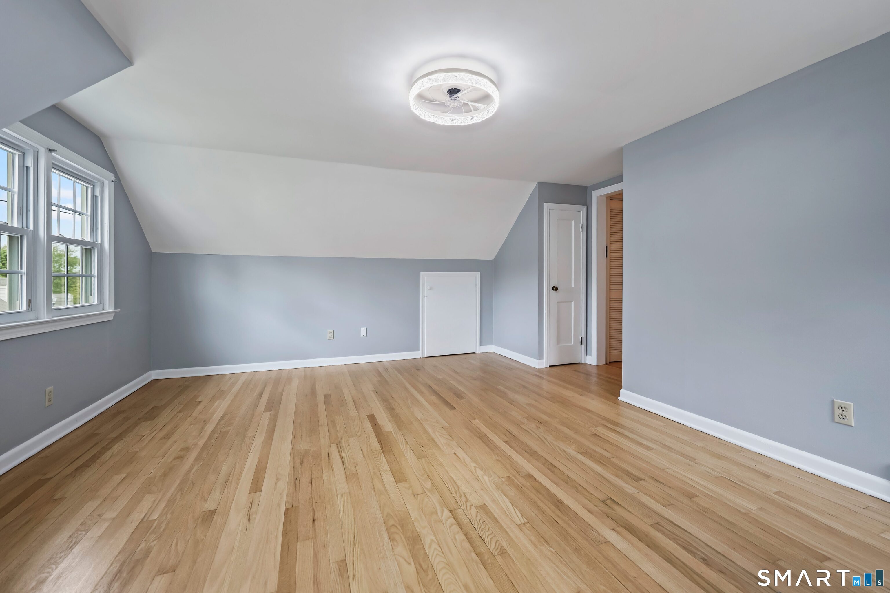 214 North Hoadley Street Naugatuck CT 06770