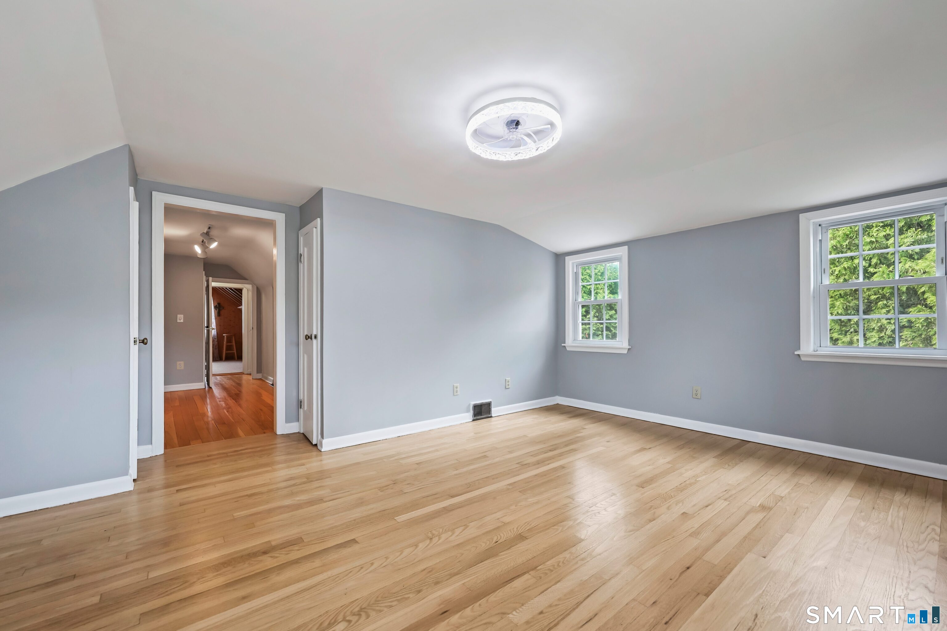 214 North Hoadley Street Naugatuck CT 06770