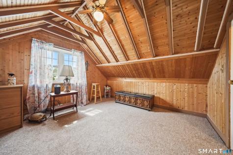 214 North Hoadley Street Naugatuck CT 06770