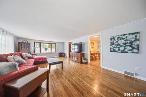 214 North Hoadley Street Naugatuck CT 06770