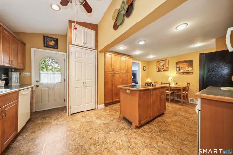 214 North Hoadley Street Naugatuck CT 06770