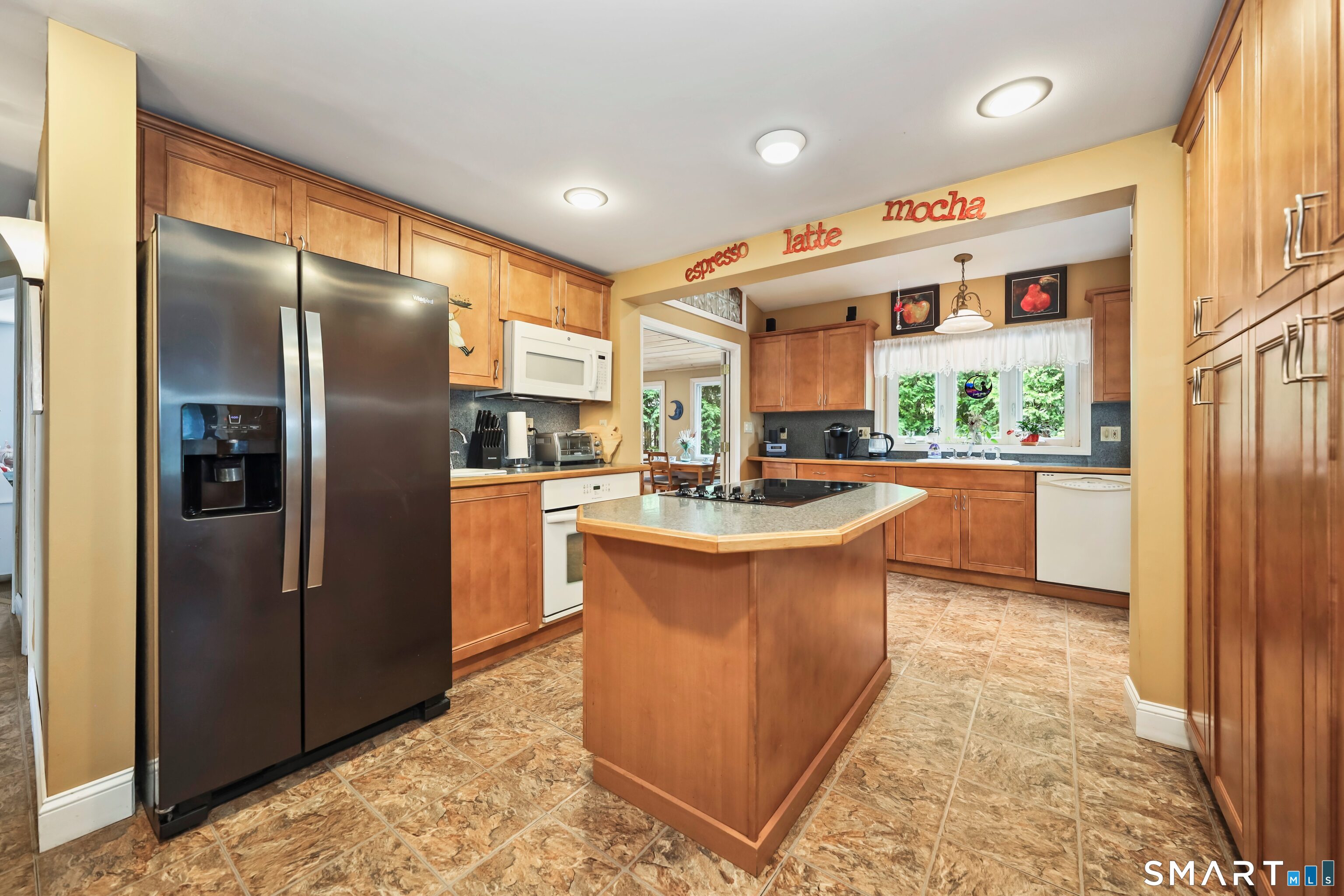 214 North Hoadley Street Naugatuck CT 06770