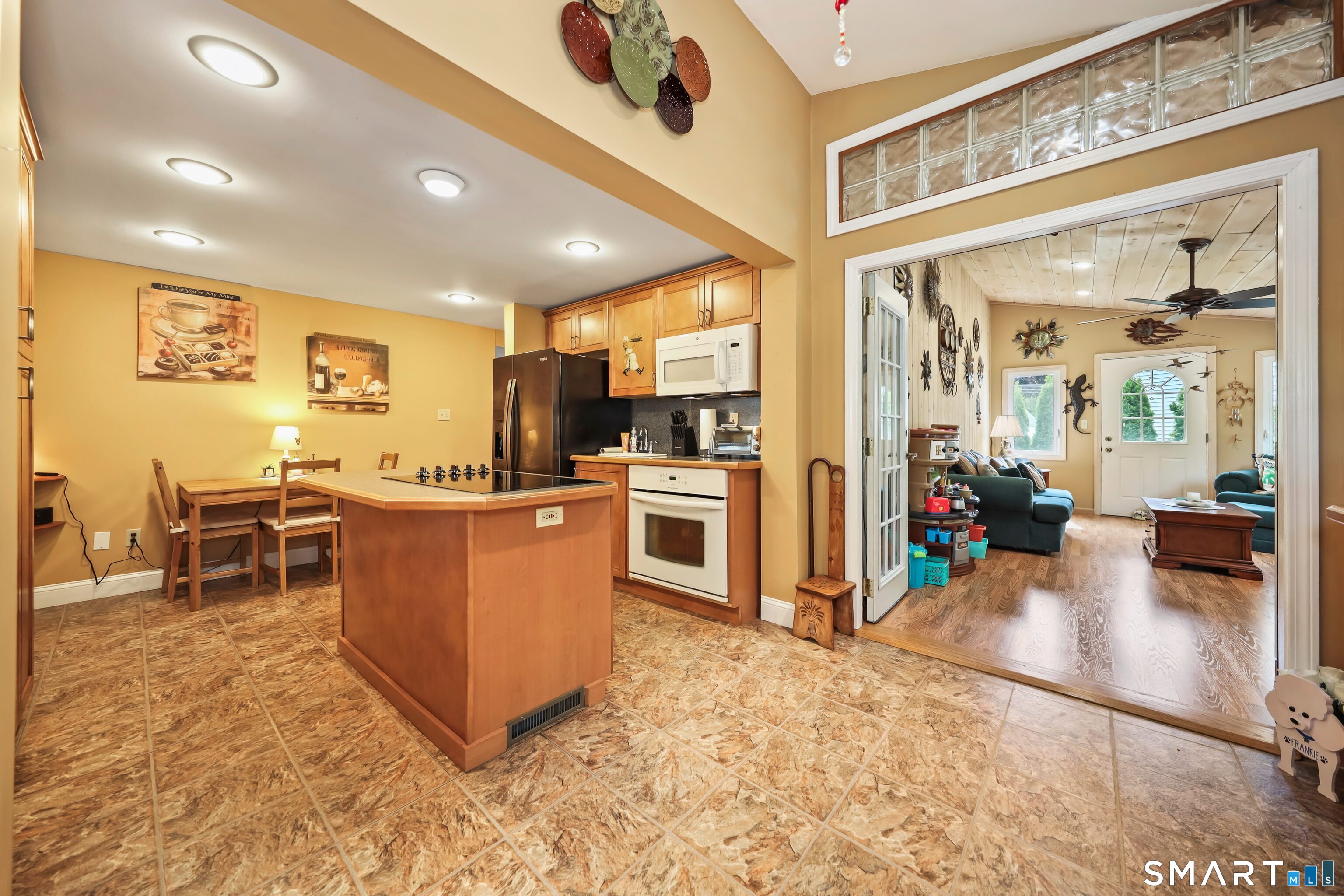 214 North Hoadley Street Naugatuck CT 06770