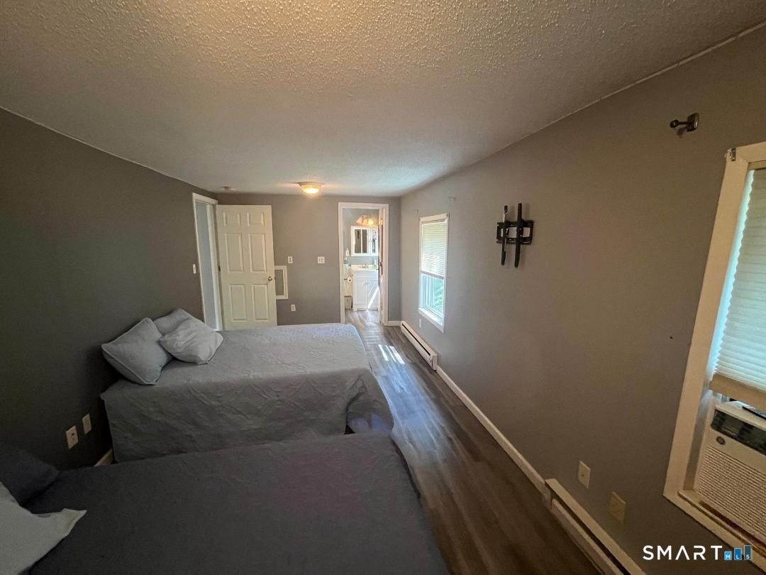 91 White Road Ellington CT 06029