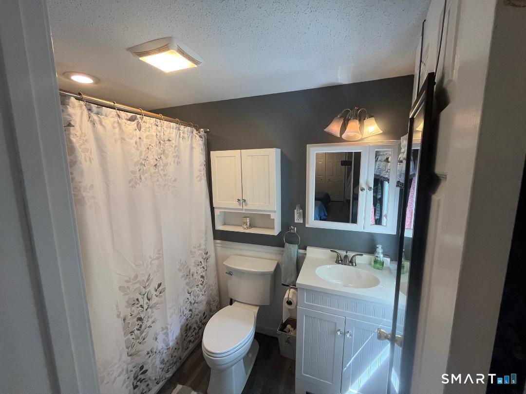 91 White Road Ellington CT 06029