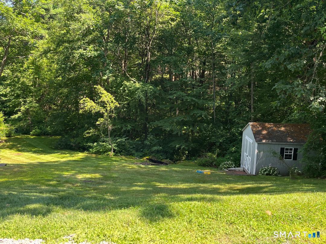 91 White Road Ellington CT 06029