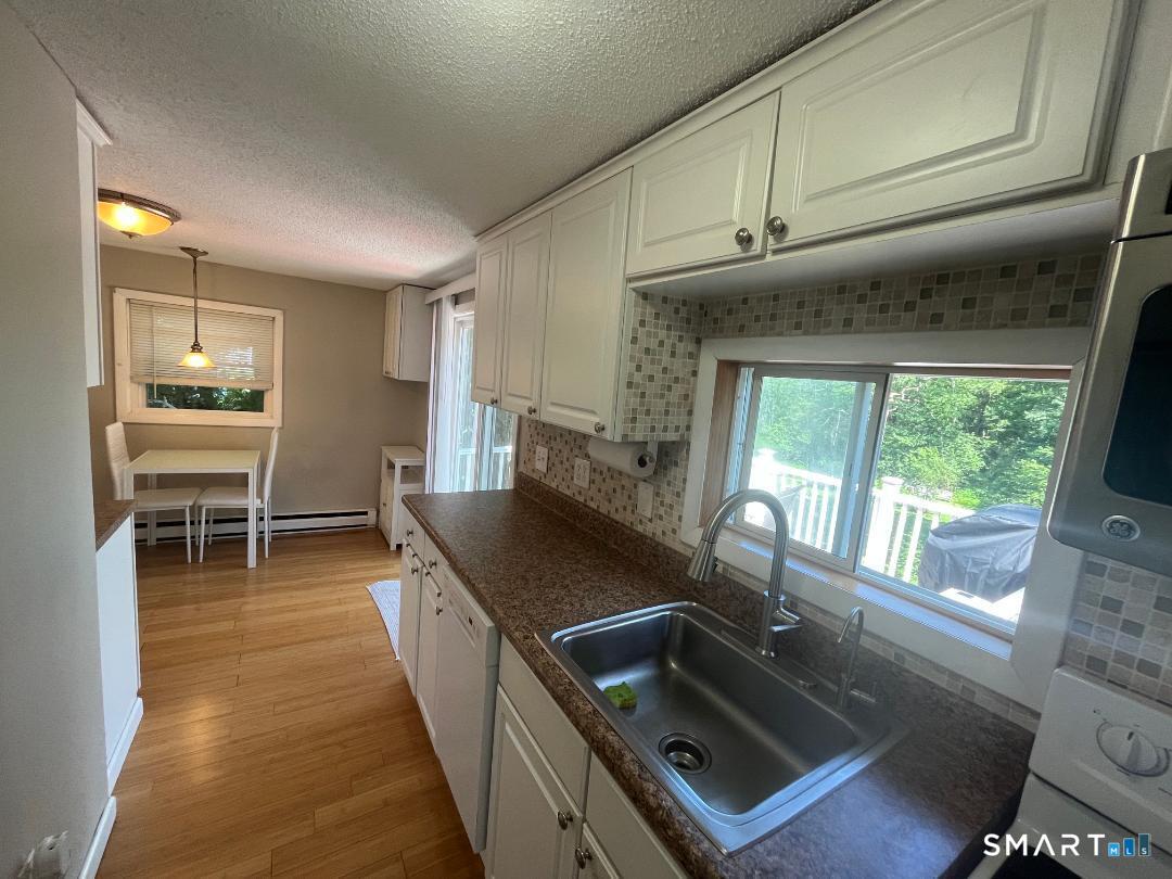 91 White Road Ellington CT 06029