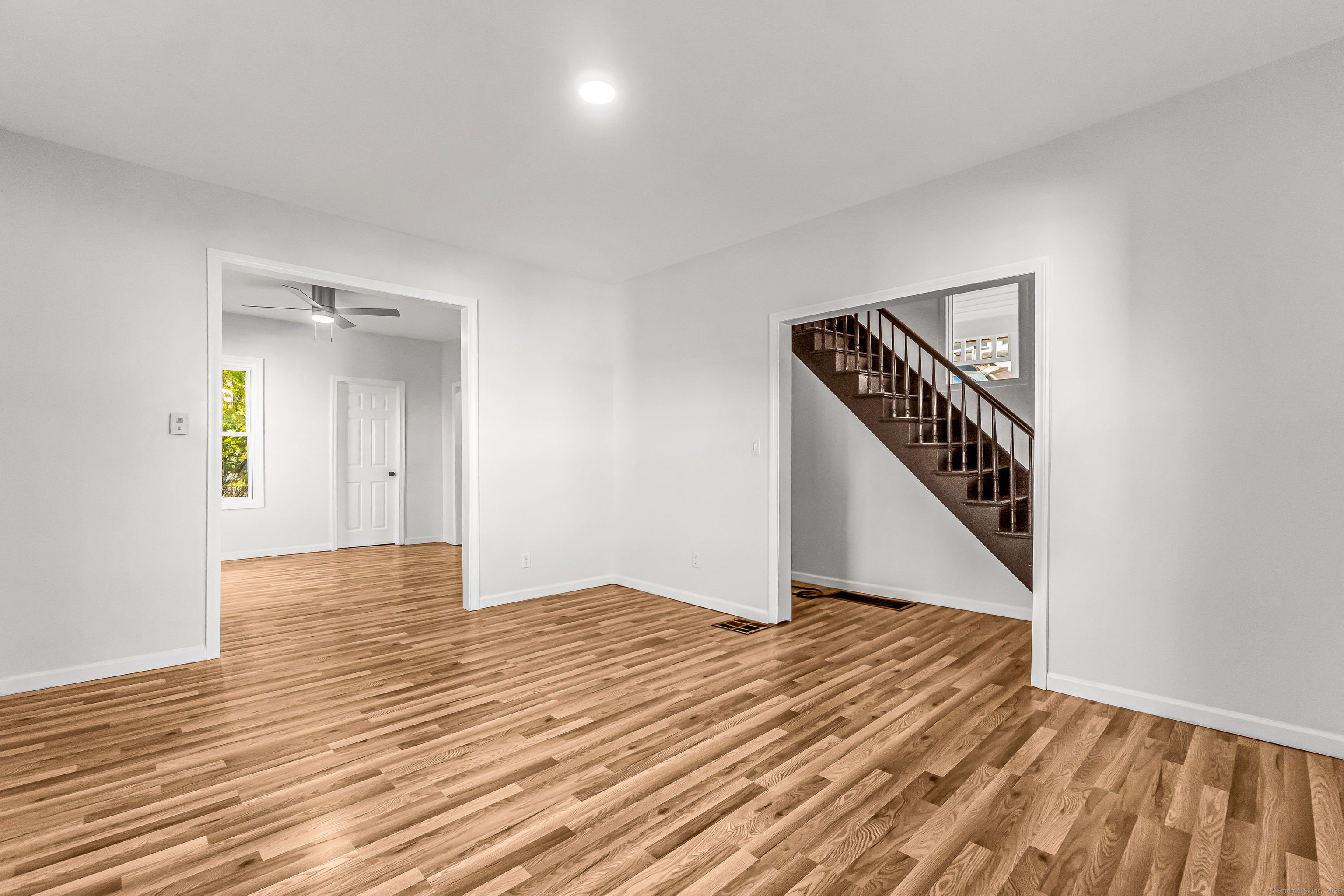 32 Hill Street Shelton CT 06484