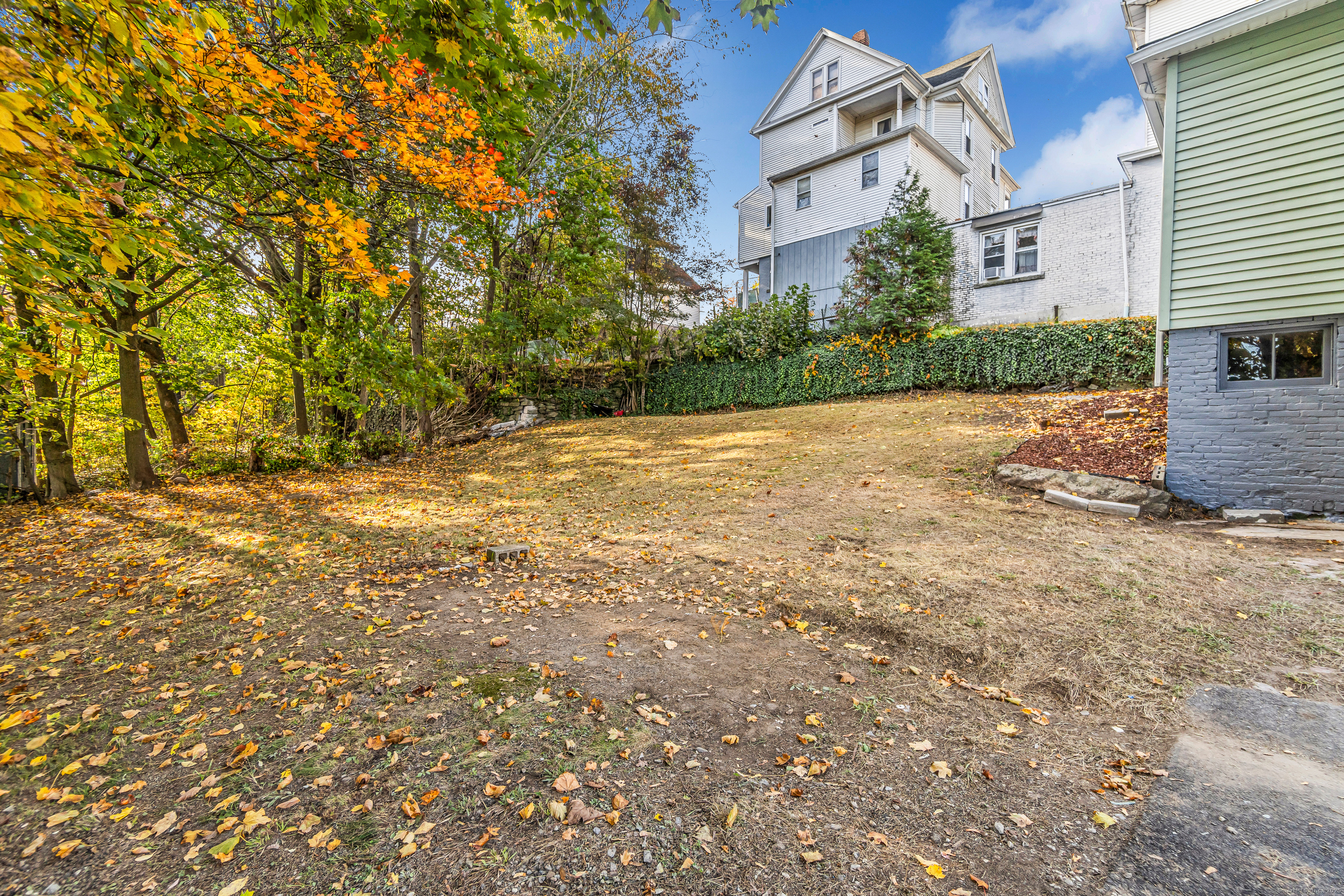 32 Hill Street Shelton CT 06484