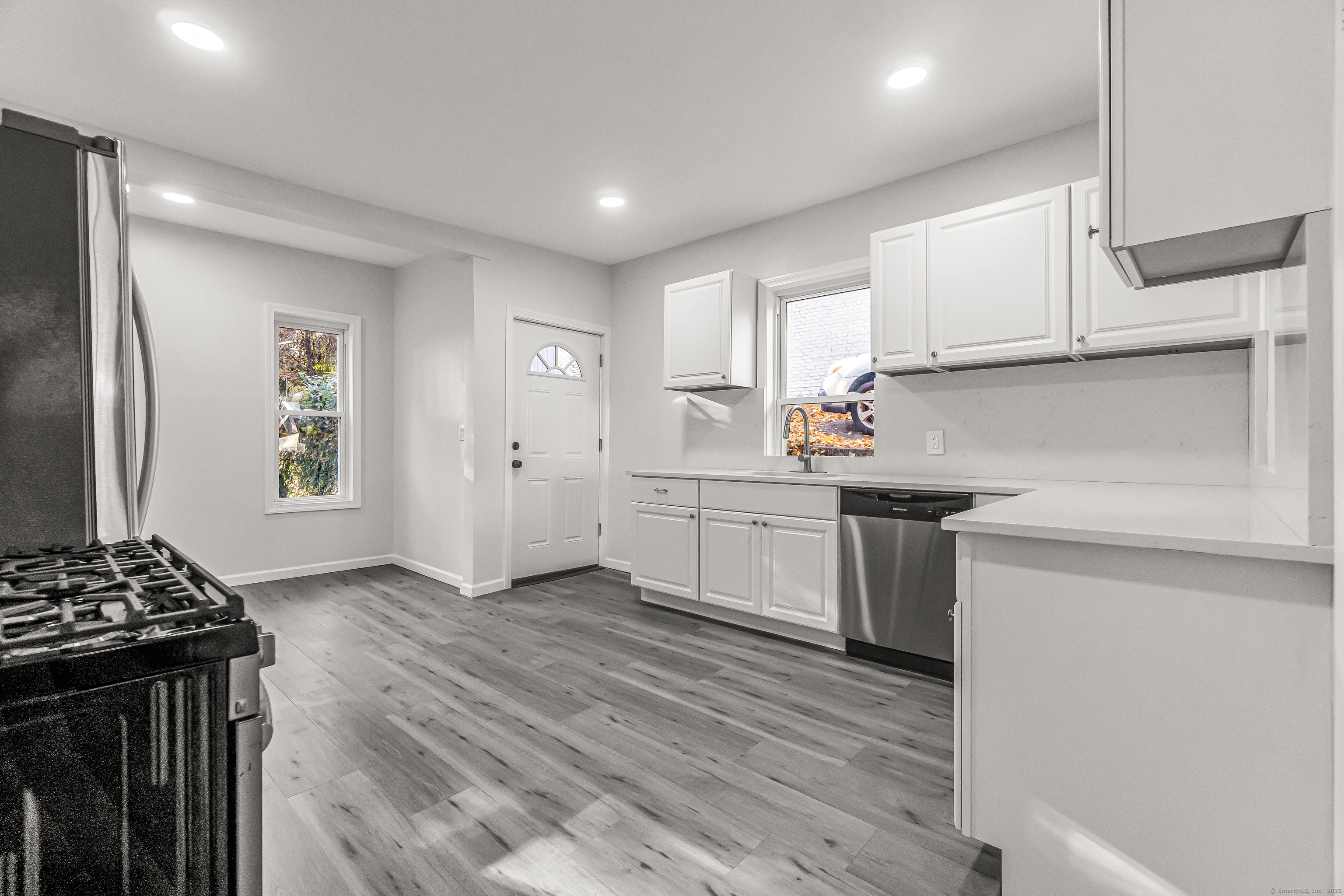 32 Hill Street Shelton CT 06484