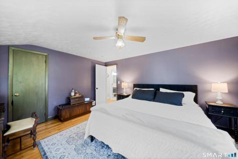 42 Oakwood Street Enfield CT 06082