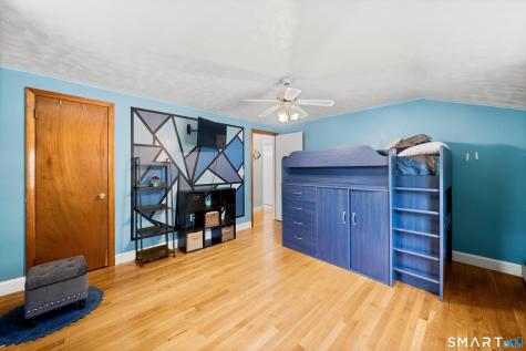 42 Oakwood Street Enfield CT 06082