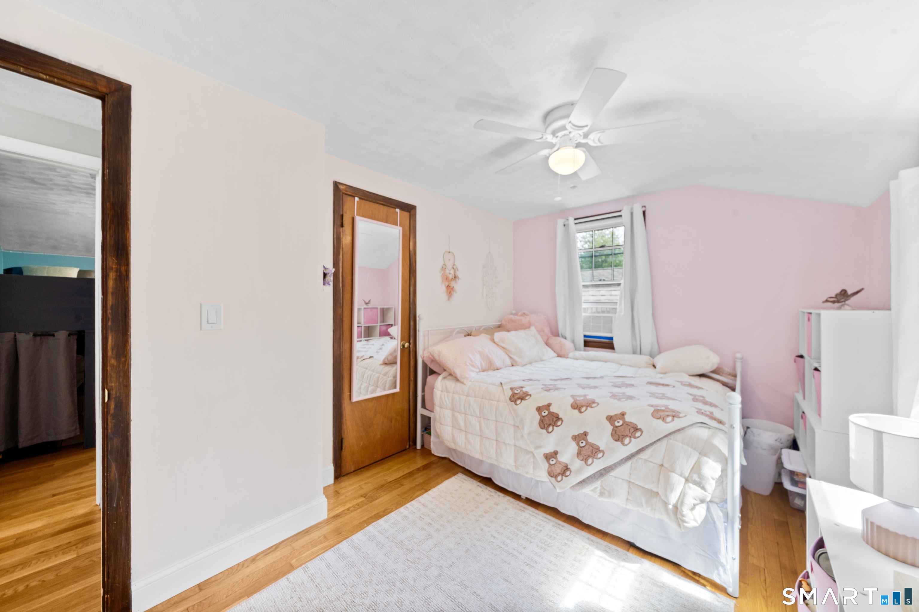 42 Oakwood Street Enfield CT 06082