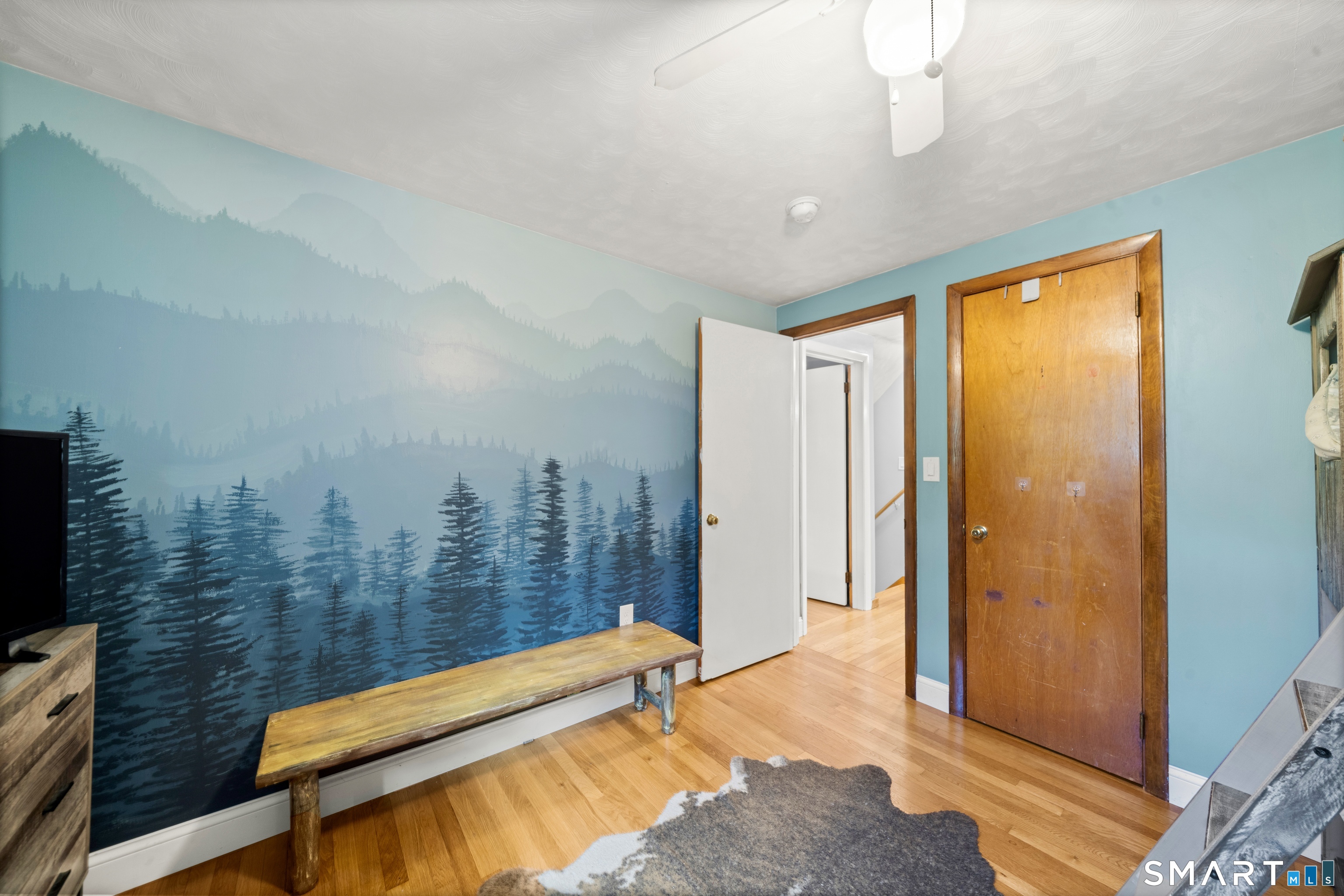 42 Oakwood Street Enfield CT 06082